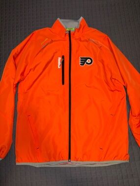 Reebok Men’s Philadelphia Flyers Orange Lightweight Jacket - Medium